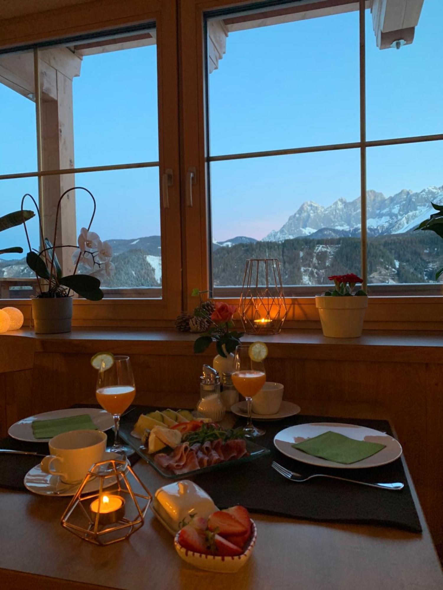 La Montana - Ski & Hiking Lodge Schladming Ngoại thất bức ảnh