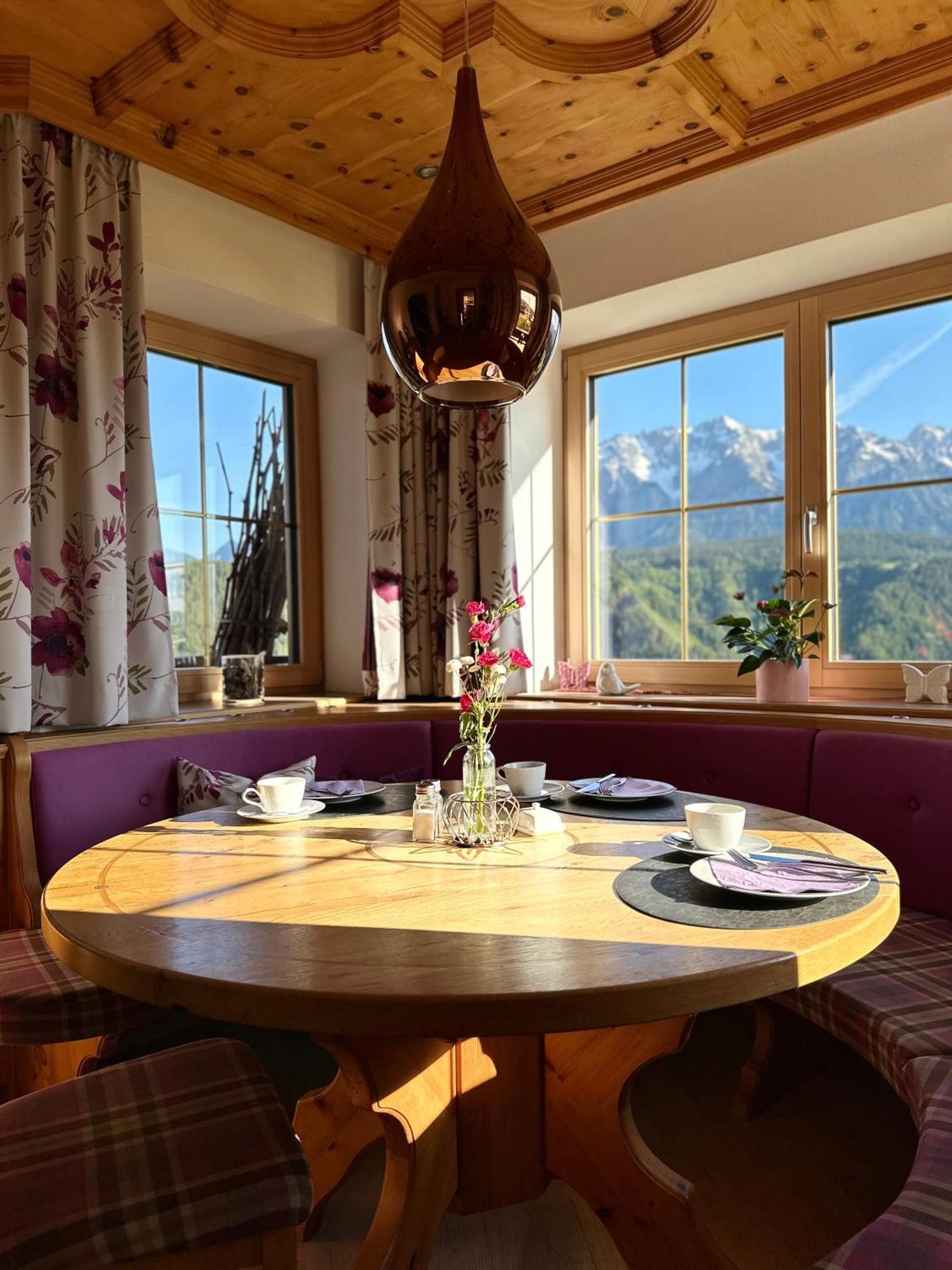 La Montana - Ski & Hiking Lodge Schladming Ngoại thất bức ảnh