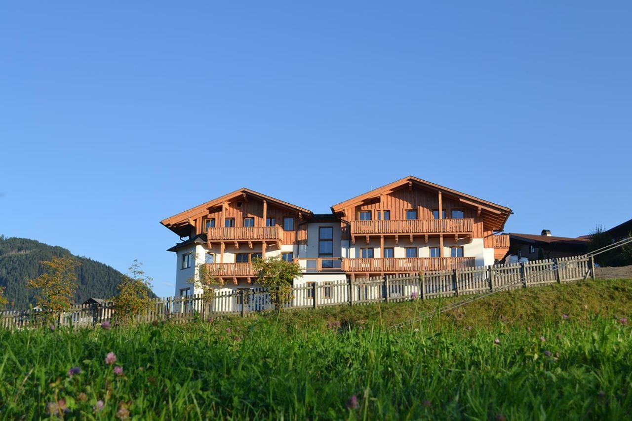 La Montana - Ski & Hiking Lodge Schladming Ngoại thất bức ảnh