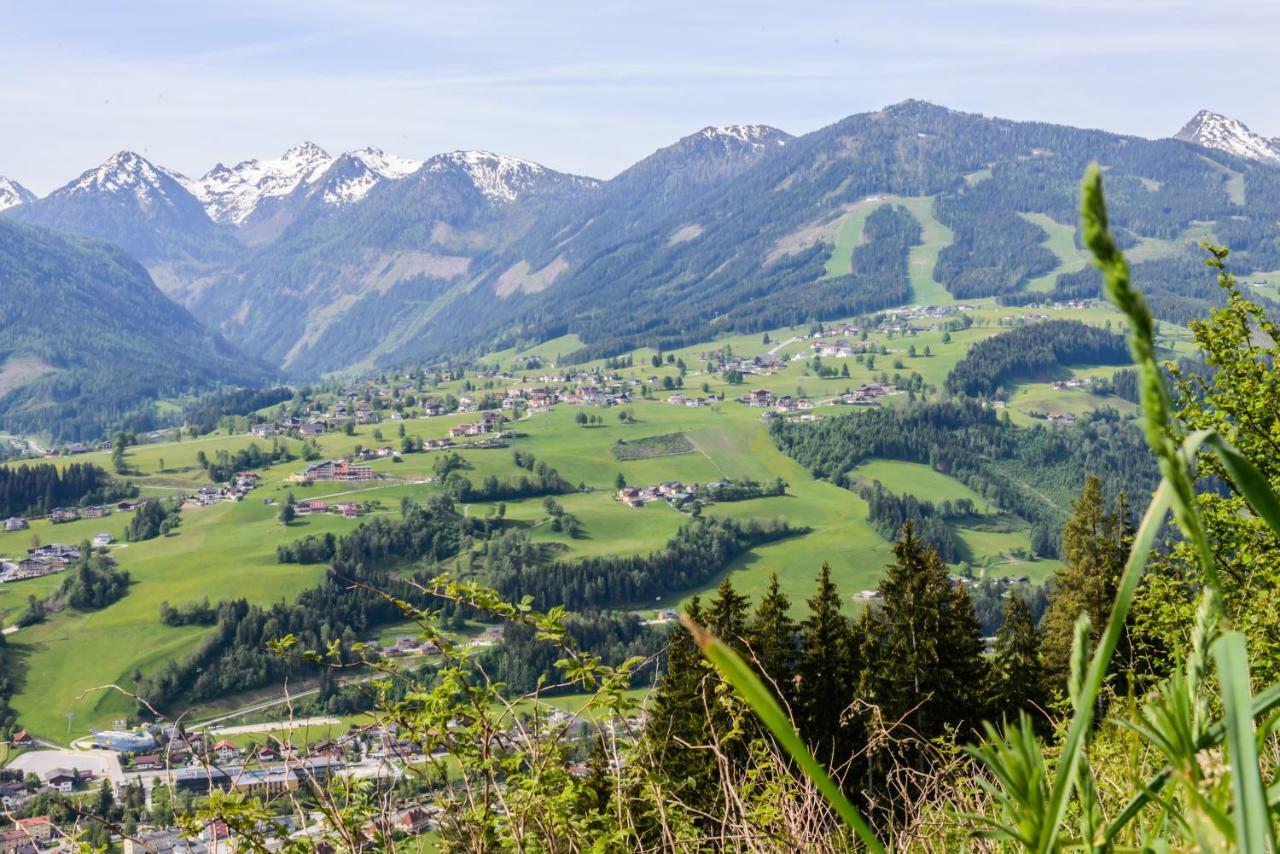 La Montana - Ski & Hiking Lodge Schladming Ngoại thất bức ảnh